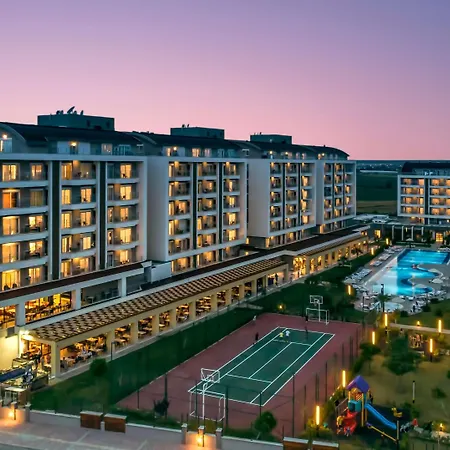 Greenwood Suites Resort-3